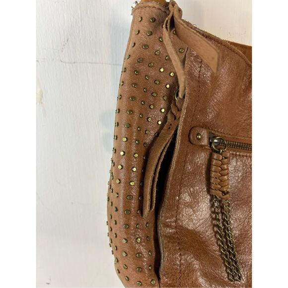 The Sak shoulder bag leather gold studs zipper purse - Picture 4 of 9